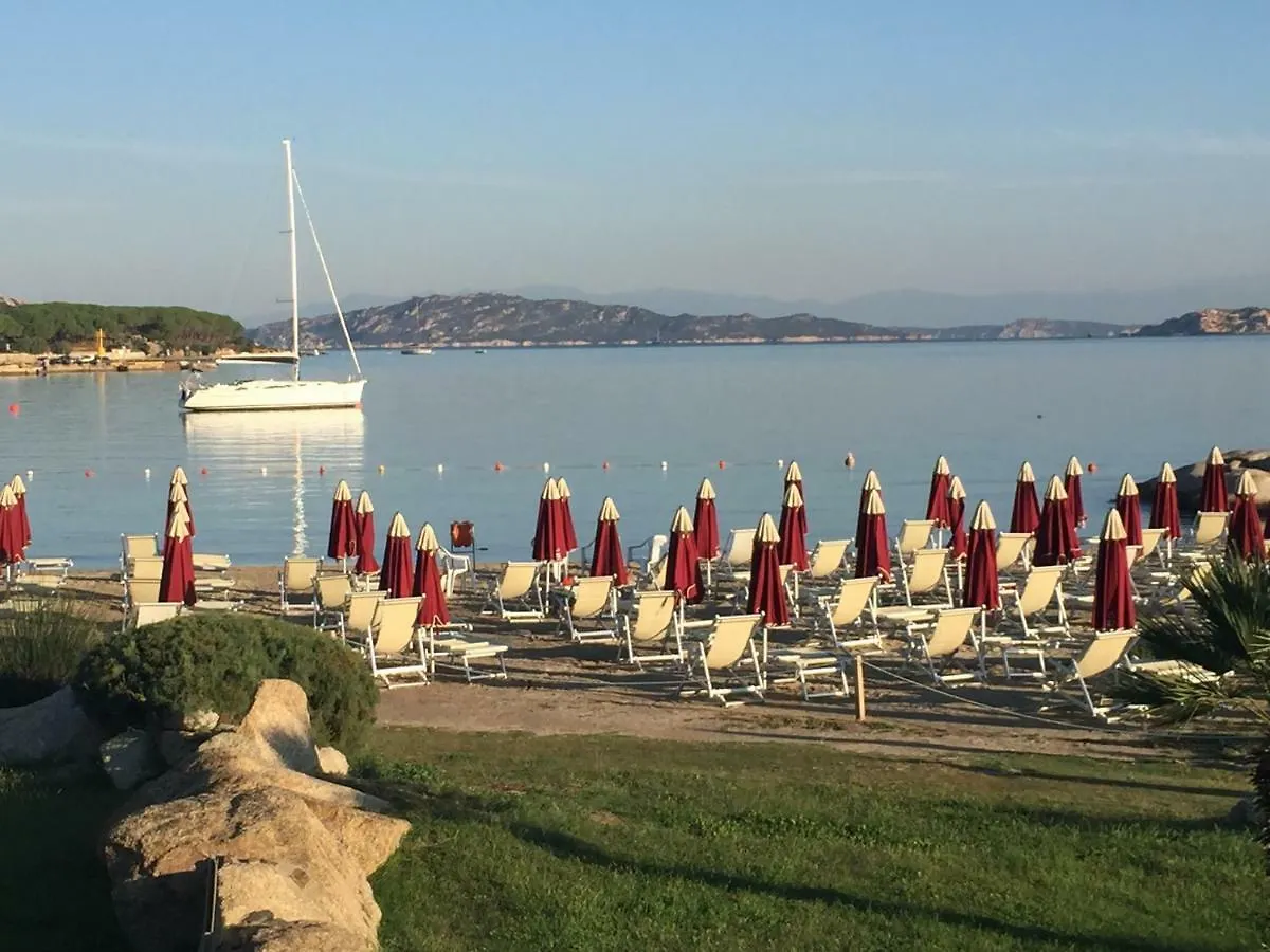 Case sul mare Palau 0*,  Italia