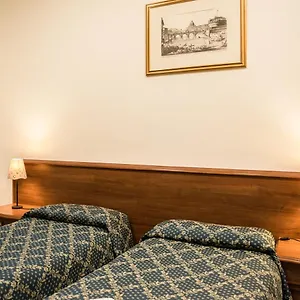 https://amoromaonline-rome.it-romehotels.com